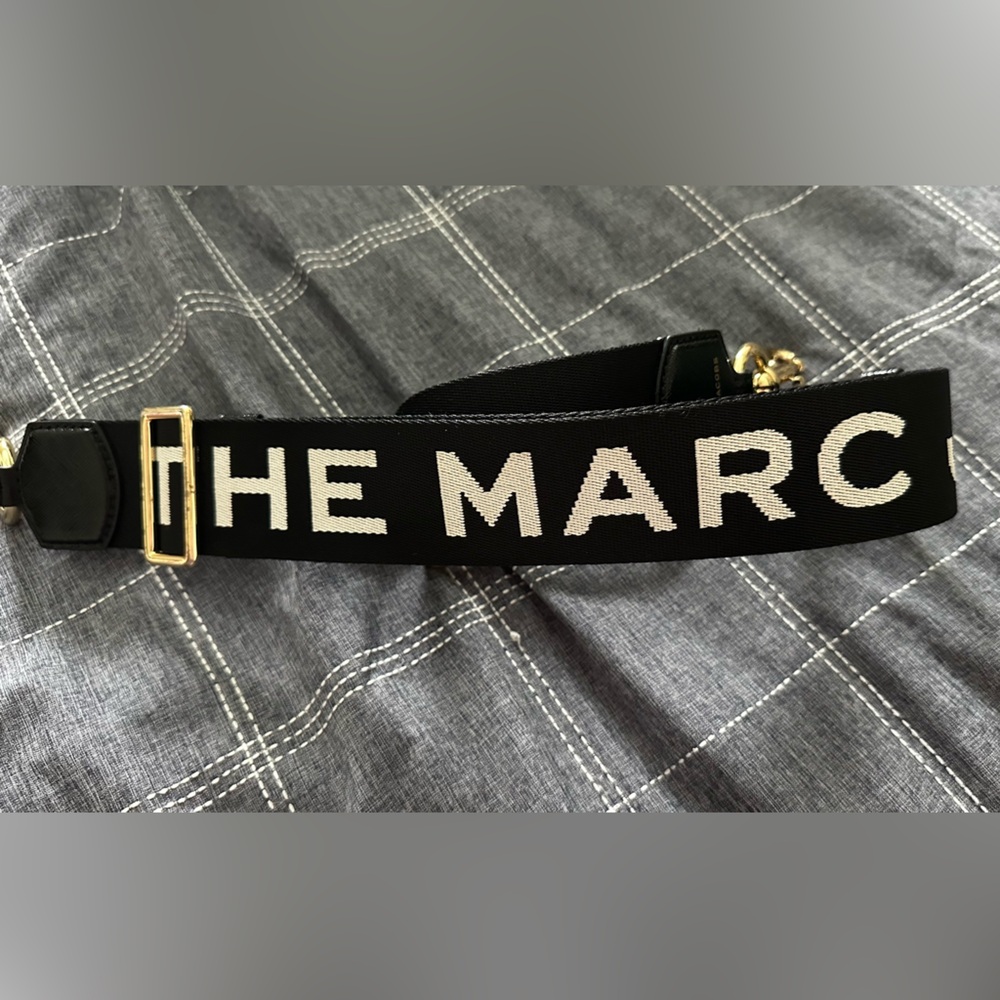 Excellent condition authentic Marc Jacobs shoulder strap